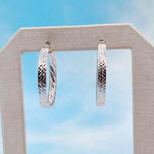 Load image into Gallery viewer, 1.25” Diamond Cut Design Hoops - 14K White Gold