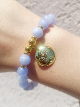 Load image into Gallery viewer, Sand Dollar Gold Charm Bracelet- TJazelle