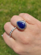 Load image into Gallery viewer, Sempu Sapphire Ring - Samuel B
