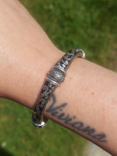 Load image into Gallery viewer, Antique Filigree Design Bangle Bracelet (Stretch to Fit) - Estate