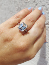 Load image into Gallery viewer, Cubic Zirconia &amp; White Gold Engagement Ring - 14K White Gold