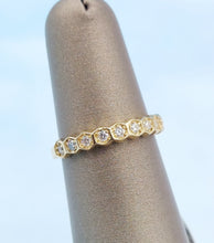 Load image into Gallery viewer, 0.25 Carat Honeycomb Diamond Band - 14K Yellow Gold