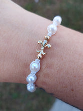 Load image into Gallery viewer, Fleur De Lis Pearl Bracelet - 14K Gold &amp; Pearl