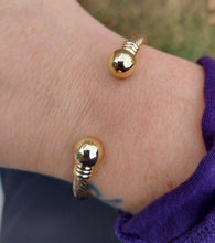 Load image into Gallery viewer, Trending Open Ball Cuff Bangle Bracelet