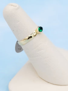 Emerald Marquise Shaped Stone & Yellow Gold - 14K