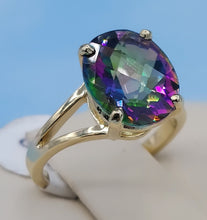 Load image into Gallery viewer, Mystic Topaz 10k Gold Ring