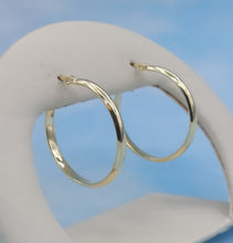 Load image into Gallery viewer, 1" Polished Gold Hoops - 14K Yellow Gold