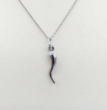 Load image into Gallery viewer, Horn &amp; Italian Chain - Sterling Silver
