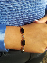 Load image into Gallery viewer, Onyx Bracelet Estate - 14K Yellow Gold