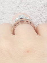 Load image into Gallery viewer, Diamond Illusion Ring .50 Carats - Estate