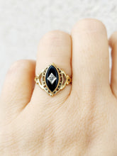 Load image into Gallery viewer, 10K Onyx Ring - Yellow Gold - Estate