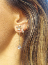 Load image into Gallery viewer, Flower Earrings - 14K Gold