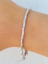 Load image into Gallery viewer, 14K White Gold Diamond Tennis Bracelet - Estate