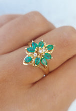 Load image into Gallery viewer, Emerald Flower Estate Ring - 14K Gold