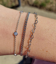 Load image into Gallery viewer, Heart Link Chain Bracelet