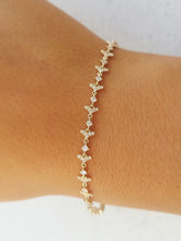 Load image into Gallery viewer, Glittering Diamond Bracelet 14K Yellow Gold