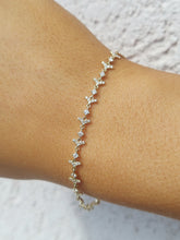 Load image into Gallery viewer, Glittering Diamond Bracelet 14K Yellow Gold