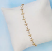 Load image into Gallery viewer, Glittering Diamond Bracelet 14K Yellow Gold