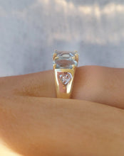Load image into Gallery viewer, Blue Topaz Estate Ring - 14k Gold
