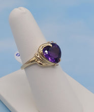 Load image into Gallery viewer, Purple Heart Ring with Diamonds - 14K Yellow Gold, Estate