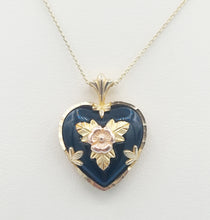 Load image into Gallery viewer, Onyx Floral Heart Pendant &amp; Chain - Black Hills Gold