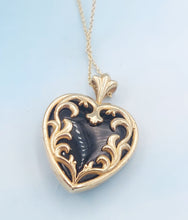 Load image into Gallery viewer, Onyx Floral Heart Pendant &amp; Chain - Black Hills Gold