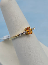 Load image into Gallery viewer, Mandarin Garnet Ring with Diamonds on the Band - 18K Yellow Gold