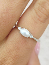 Load image into Gallery viewer, Pearl and Diamond Ring - 14k White Gold