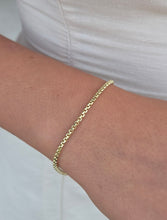 Load image into Gallery viewer, Gold Italian Round Box Bracelet - 14K Yellow Gold