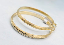 Load image into Gallery viewer, Diamond Cut and Satin Finish- 14k Yellow Gold 1.5” Hoops