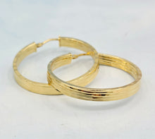 Load image into Gallery viewer, Striped Gold Hoops - 14K Yellow Gold