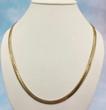 Load image into Gallery viewer, 18K Gold Plated Herringbone Style Necklace