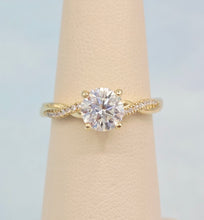 Load image into Gallery viewer, 1.07 Carat Round Diamond Engagement Ring  - 14K Yellow Gold - GIA Certified