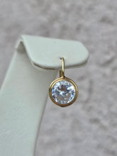 Load image into Gallery viewer, Petite Gold Leverback Earrings - 14K Yellow Gold - Estate
