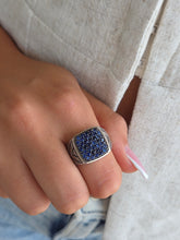 Load image into Gallery viewer, Men’s Blue Sapphire Chevron Ring