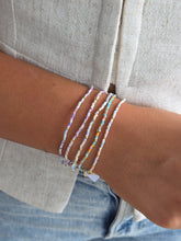 Load image into Gallery viewer, Seashell Seed Bead Bracelet - Dainty Stretch Bracelet