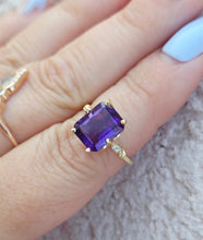 Load image into Gallery viewer, Purple Passion Amethyst Ring- 14K Yellow Gold