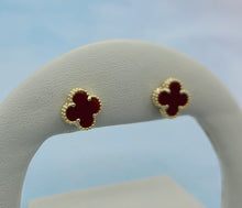 Load image into Gallery viewer, Carnelian Clover Earrings - Gold Plated