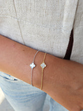 Load image into Gallery viewer, Single Clover White Mother of Pearl Bracelet - Sterling Silver