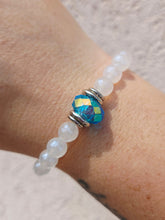 Load image into Gallery viewer, Mystic White Agate &amp; Blue Faceted Crystal Stash Bracelet