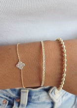 Load image into Gallery viewer, Diamond Clover Shaped Bracelet - 14K Yellow Gold