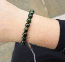 Load image into Gallery viewer, Diopside Green 8mm Beaded Bracelet