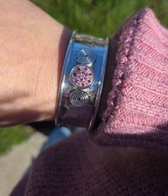 Load image into Gallery viewer, Thick Hammered  Cuff Bracelet - Kameleon