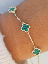 Load image into Gallery viewer, Malachite Clover Bracelet - Gold Plated Sterling Silver
