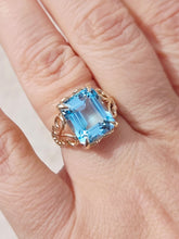 Load image into Gallery viewer, Blue Topaz Ring with Butterfly Design - 14K Yellow Gold