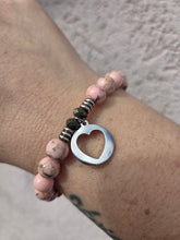 Load image into Gallery viewer, "Heart" Charm Bracelet - TJazelle