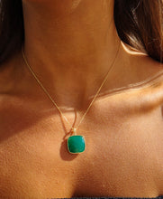 Load image into Gallery viewer, Green Agate Statement Necklace - 14K Yellow Gold