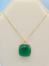 Load image into Gallery viewer, Green Agate Statement Necklace - 14K Yellow Gold