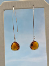 Load image into Gallery viewer, Colorado Topaz   - Gemstone Threader Earring