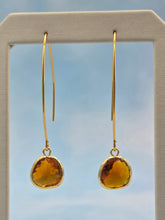 Load image into Gallery viewer, Colorado Topaz   - Gemstone Threader Earring